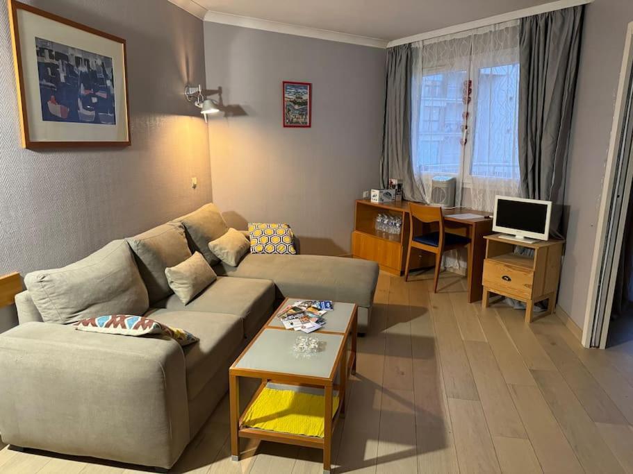2-room In Paris La Defense Arena Parking Appartement