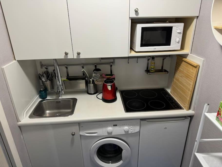 2-room In Paris La Defense Arena Parking Courbevoie